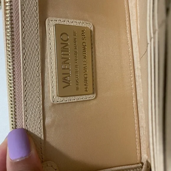 Valentino chain wallet